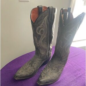 Men’s cowboy boots - Dan Post size 10